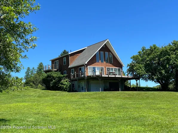 1122 Way Lake Rd, Thompson, PA 18465