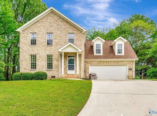 7508 Logan Cir SW, Huntsville, AL 35802