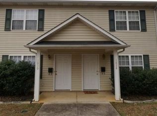 1828 3rd St NE, Hickory, NC 28601