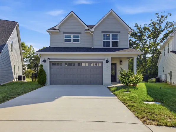 5202 Blue Harbor Ln, Chattanooga, TN 37416