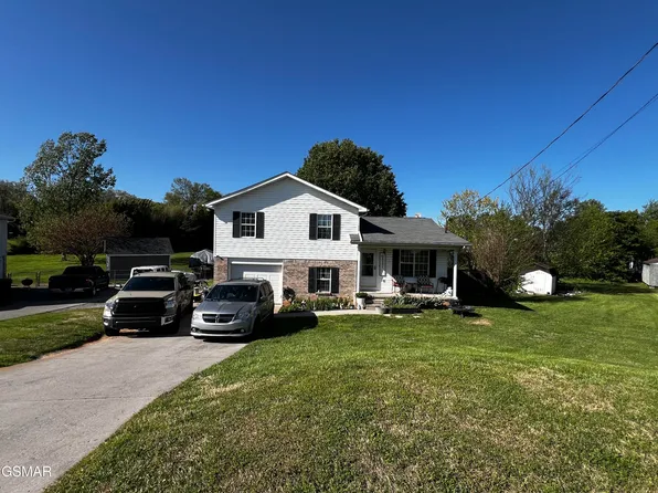 1406 Cornflower Ct, Seymour, TN 37865