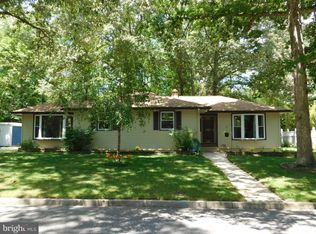 920 Beechwood Ave, Lindenwold, NJ 08021