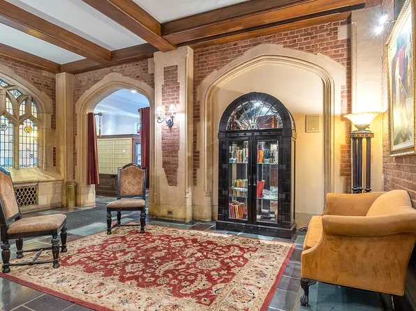 45 Tudor City Pl APT 605, New York, NY 10017