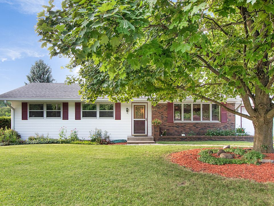 1st image of 304 Birch Dr