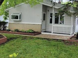 4855 N 86th St, Milwaukee, WI 53225