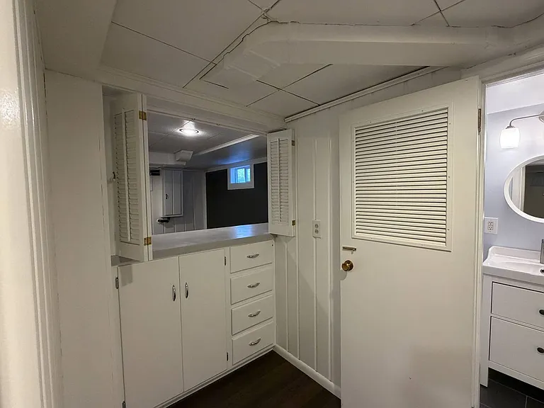 924 N Union Ave — Photo 28