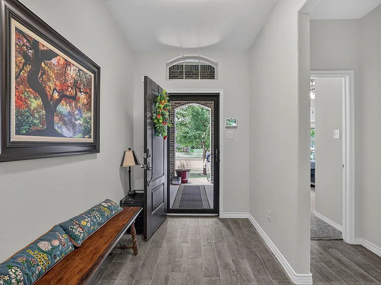 3936 Sidney Ln — Photo 3