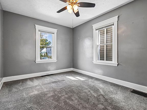 5th image of 4316 Decoursey Ave