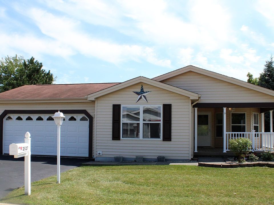 1st image of 2527 Lippizan Ln