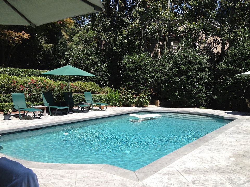 2nd image of 3352 Chatham Rd NW