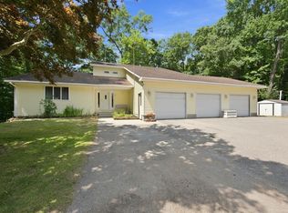 11490 Ely Rd, Davisburg, MI 48350