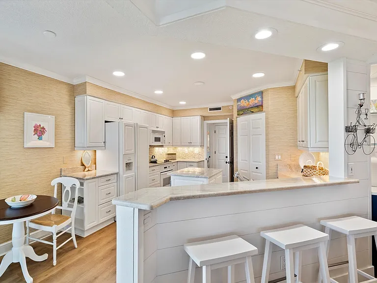 8820 S Sea Oaks Way #204 — Photo 27