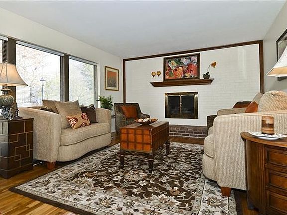 2nd image of 847 Wenneker Dr