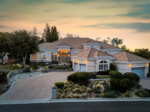 8451 Goldenrod Cir, Gilroy, CA 95020