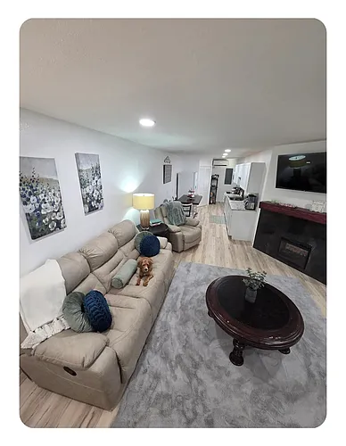 2741 May St #1 Photo 1