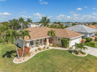 924 NE 11th Ave, Cape Coral, FL 33909