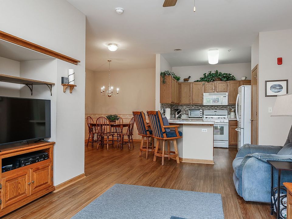 1259 W Lake St APT 103, Addison, IL 60101 | Zillow