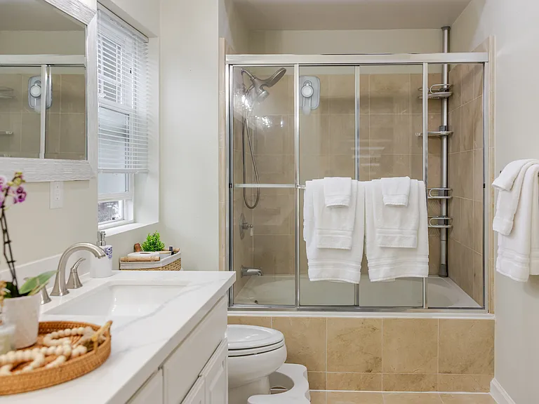 525 Swallowtail Ct — Photo 25