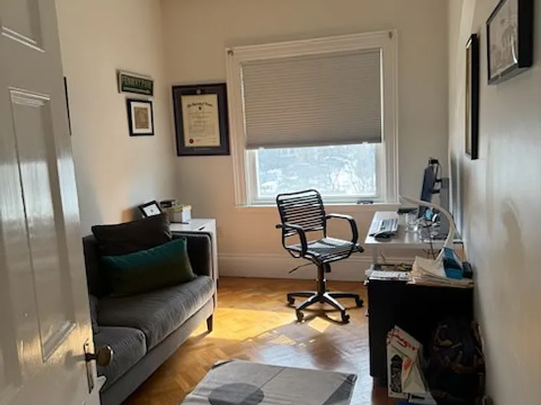 1712 Beacon St #23 — Photo 8