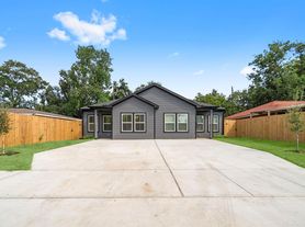 5025 Rapido Rd, Houston, TX