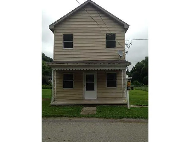 1042 Pike Run Dr photo 1