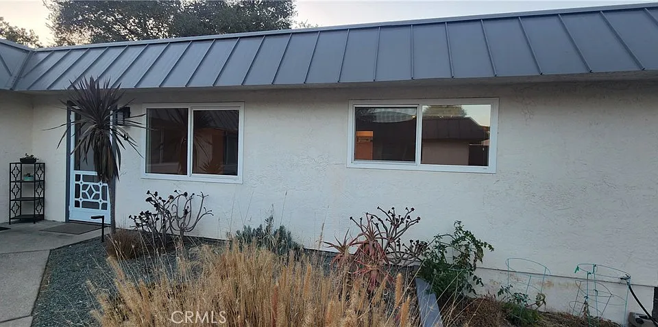 1505 El Camino Real
