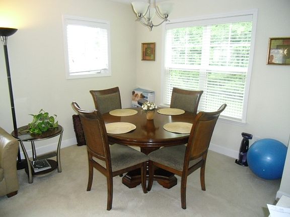 518eastway-dining_09112014