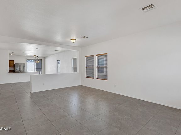 5th image of 22250 E VIA DEL PALO --