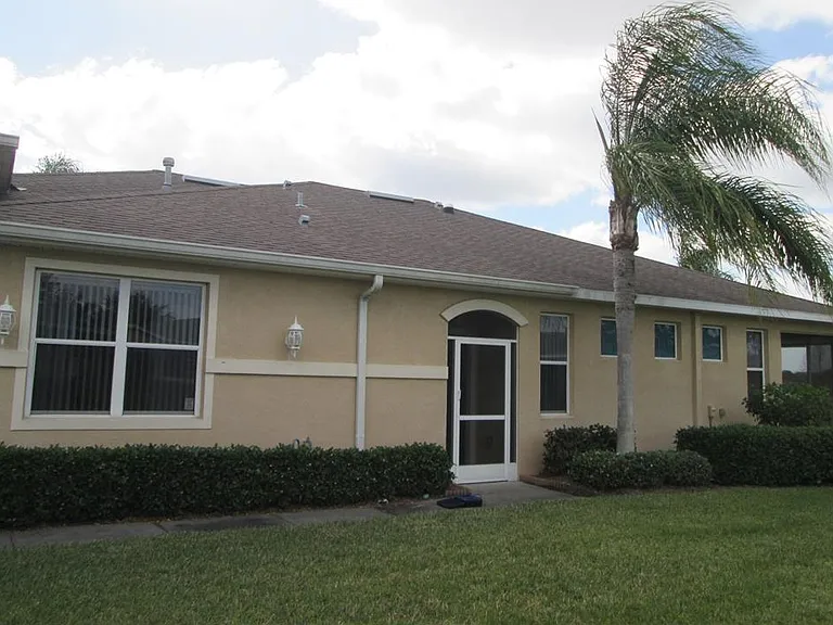 1106 Jameson Greens Dr — Photo 2
