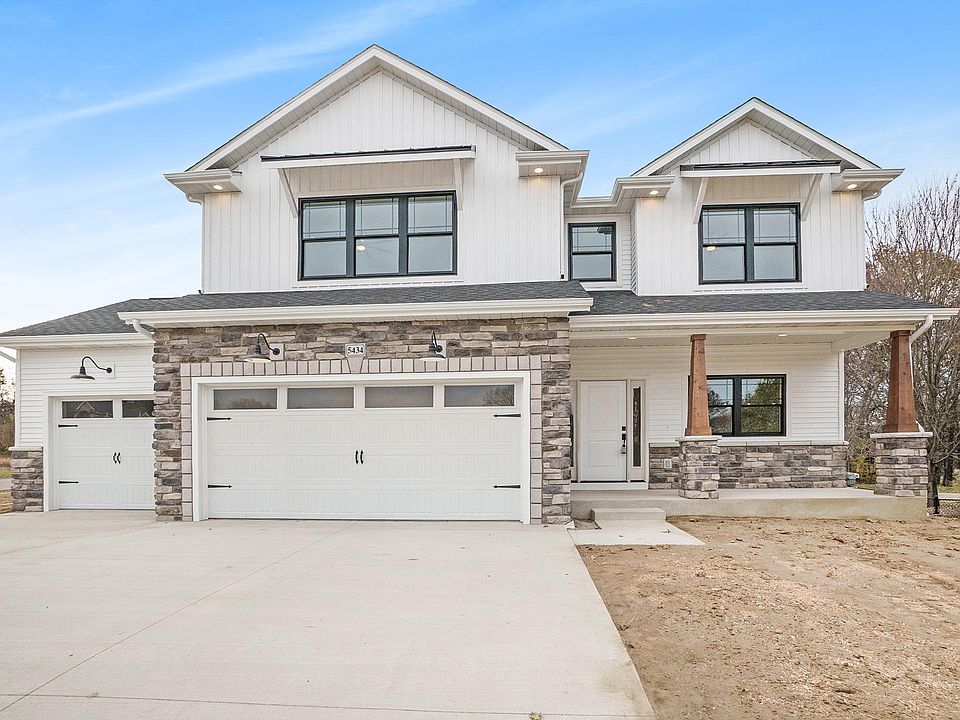 1st image of 5434 Coronet Dr