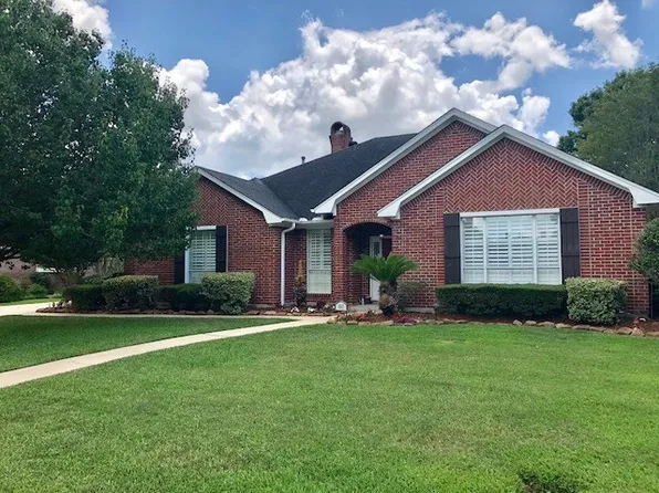 4845 Edgewood Ln, Beaumont, TX 77706