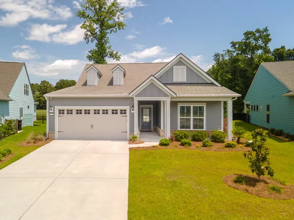 6212 Woodsedge Ct, Hollywood, SC 29449