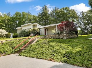 95 Mount Vickery Rd, Southborough, MA 01772