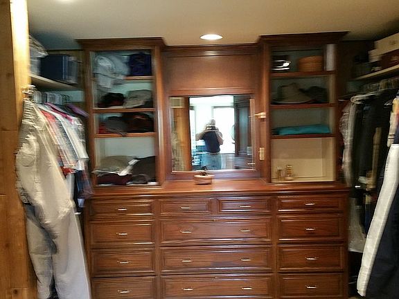 Master walkin closet