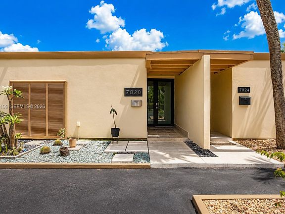 2nd image of 7020 Crown Gate Dr #7020