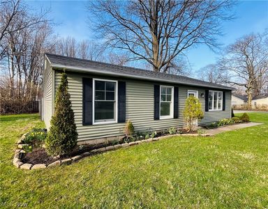 7063 Lake Rd, Madison, OH, 44057