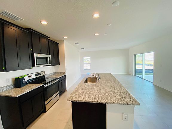 5th image of 5037 Blue Hammock Ct