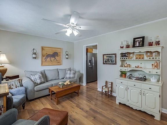 5th image of 1134 Merewood Dr