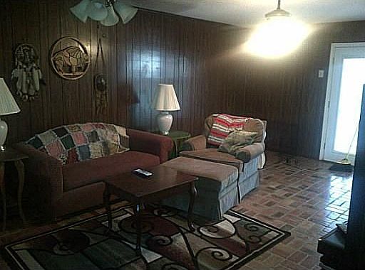 5th image of 4408 Robinhood Dr