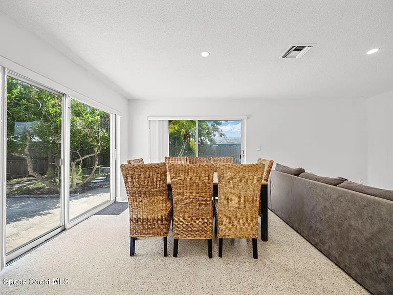 2050 Port Malabar Blvd NE — Photo 9
