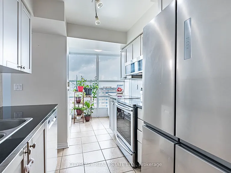 1 Elm Dr W #2111 — Photo 11