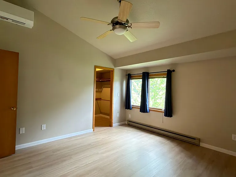 1037 Driftwood Dr — Photo 14