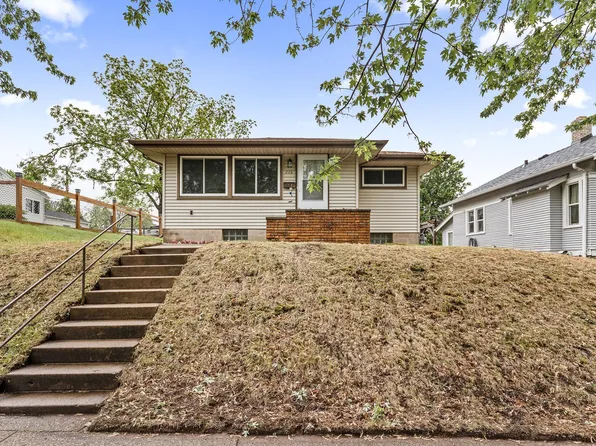 278 Haskell St E, West Saint Paul, MN 55118