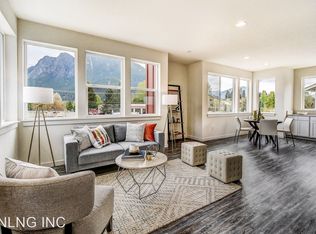 250 SE Orchard Dr APT 2, North Bend, WA 98045