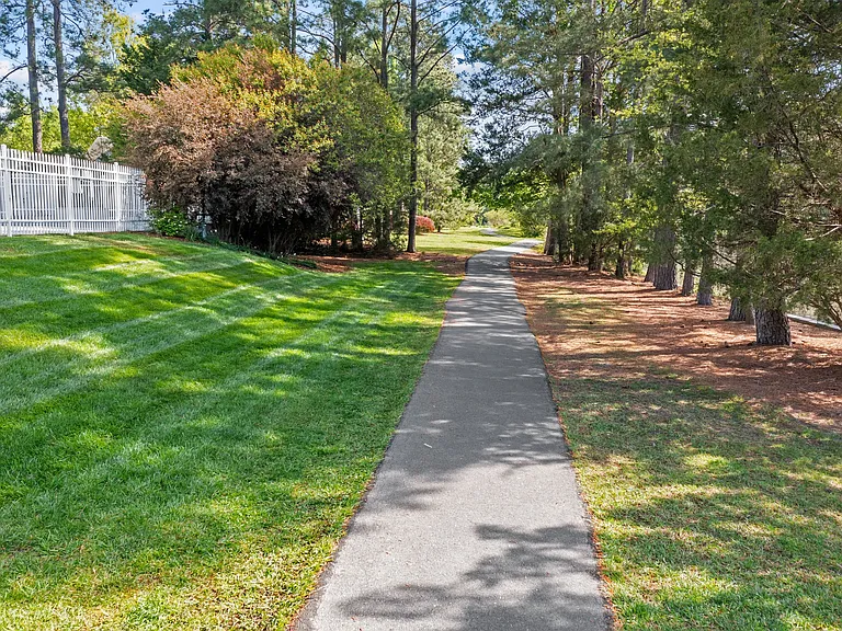 5807 Tahoe Dr — Photo 44