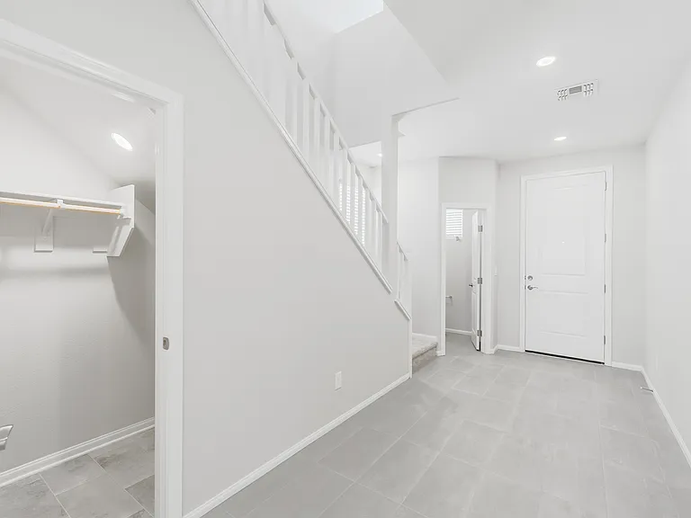 5909 Lindenberry Walk St — Photo 5