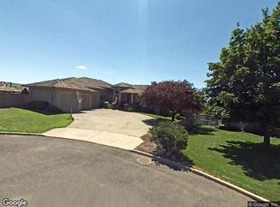 10115 N Ridgecrest Dr, Spokane, WA 99208