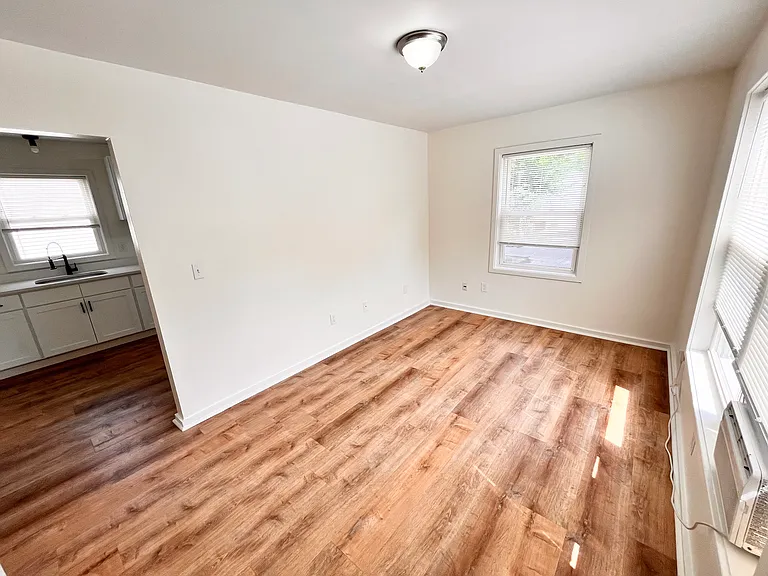 119 Bassett St #2B — Photo 5