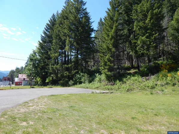900 & 1000 N Santiam Hwy SE, Idanha, OR 97350