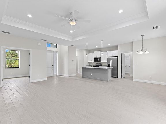 4th image of 2523 WYOLA AVENUE